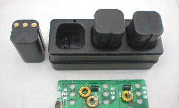 电池双通道输入线性充电器MAX8844Z/MAX8844Y