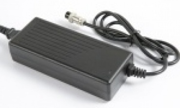 简单介绍电动车电池在充电过程中充电器充电指示灯不转绿灯原因