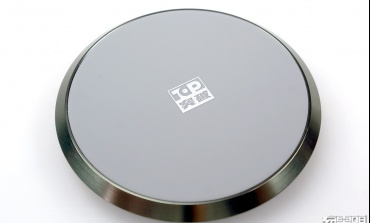 突破技术推出新款无线充电器（TU0010）：可间隔8mm充电