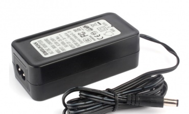 Method of protecting power adapter