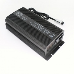 L500-24F Smart Car Battery Charger for 5Cells 25.6V Li-Fe Battery