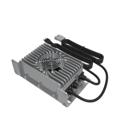 WP1800-288500智能防水充电器，适用于8节25.6V铁锂电池