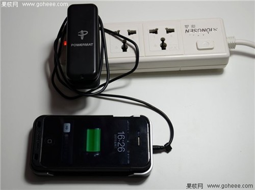 碉堡无线充电 PowerMat无线充电器评测 