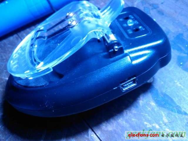 制作配合移动电源使用的USB万能充