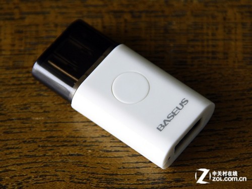 清新简约通用USB充电器 倍思PC智能充评测 